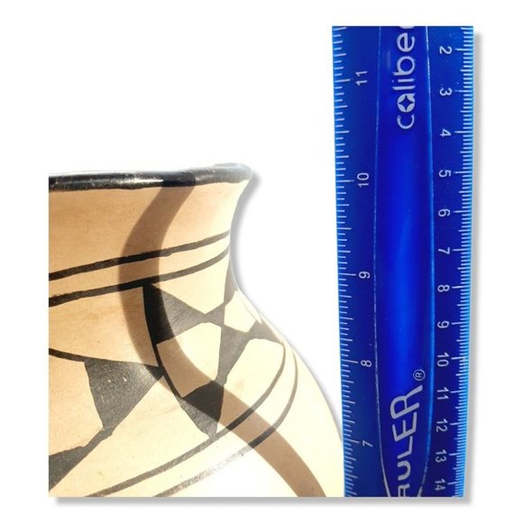 Santo Domingo Pueblo Pottery Olla Water Jug Pot Vase Southwest Native Amer Acoma - Picture 10 of 12